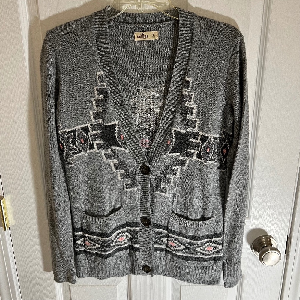 Hollister Women's Sweater Aztec Gray White Pink Pattern Cardigan